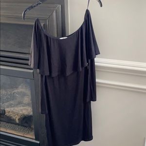 Long sleeve off the shoulder